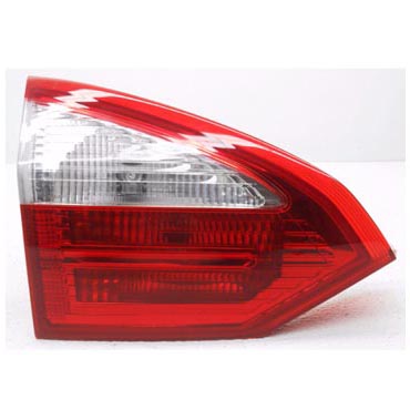 Faro trasero izquierdo para Ford Fiesta Kinetic 2014 en Adelante 4 Ptas interior