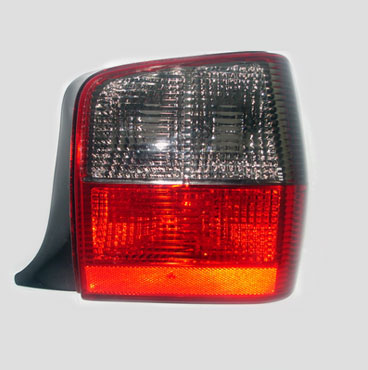 Faro trasero izquierdo para Fiat Uno Fire 2008 en Adelante Fume