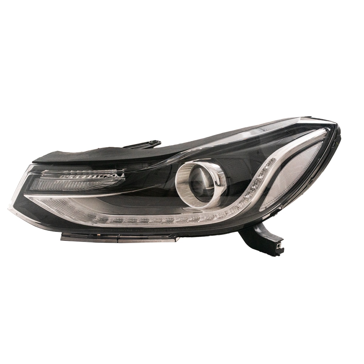 Óptica para Chevrolet Tracker 2017 / 2020 izquierda con Lupa con LED