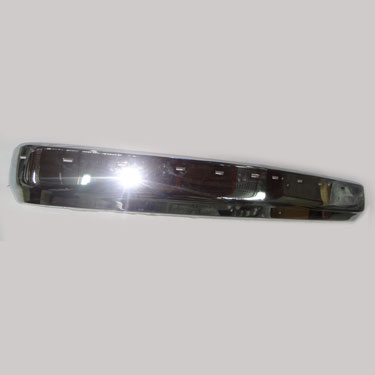 Paragolpe para Chevrolet Pick-Up Chev Silverado 1997 / 2001 del Crom con Aguj P / Banda