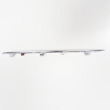 Grilla para Chevrolet Paragolpe / Parante / Capot Cruze 2016 / 2019 N§3 derecho cromada