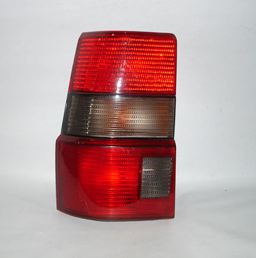 Faro trasero izquierdo para Volkswagen Quantum Fume