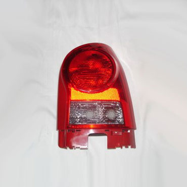 Faro trasero derecho para Volkswagen Gol 2006 en Adelante Fume