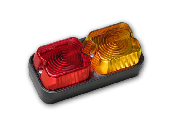 Faro trasero para Cuadr Bic Amb / Rojo AP-640 T 154X70