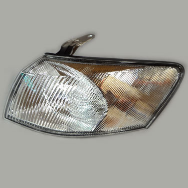 Faro Principal derecho para Toyota Camry 1996 A 1998