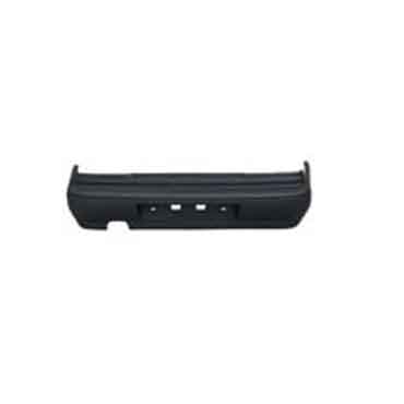 Paragolpe para Nissan Cielo 1995 / 2000 trasero