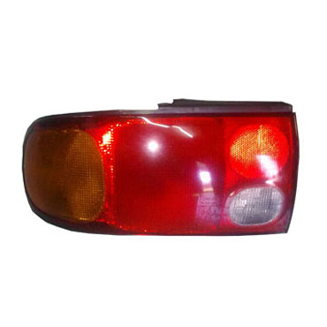 Faro Lancer 1993-1996 4 Ptas trasero derecho