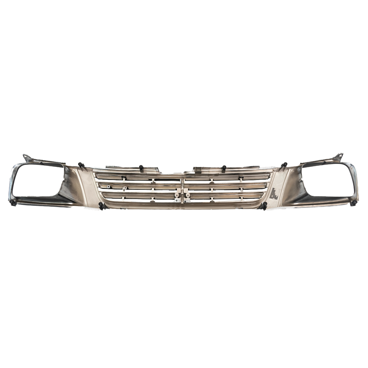 Parrilla para Mitsubishi L200 1996 / 2001 cromada K74