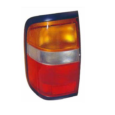 Faro Pathfinder 1996-1999 trasero derecho