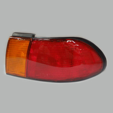 Faro Sentra 1996-1999 Japon Rojo / Ambar trasero izquierdo
