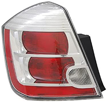 Faro Sentra 2010-2013 trasero izquierdo