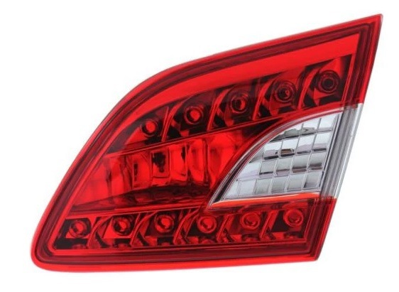 Faro Sentra 2014-2016 trasero interior con LED derecho