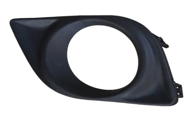 Grilla para Nissan Paragolpe / Parante / Capot Versa 2013 / 2015 Lat Parag P / Faro izquierdo