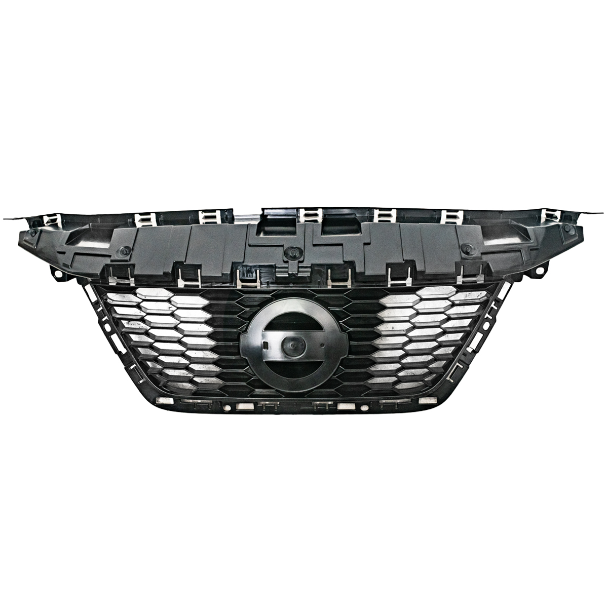 Parrilla para Nissan Versa 20 / negra