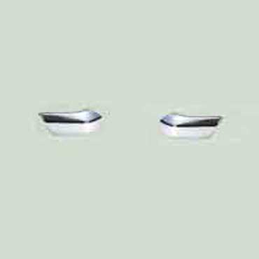 Puntera de Paragolpe para Chrysler Pick-Up D22 1996 / 2002 cromada derecha