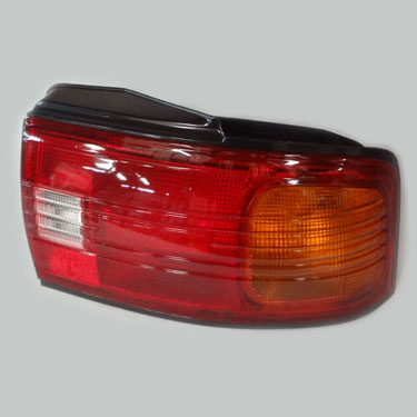 Faro 323 1992-1994 4 Ptas trasero derecho