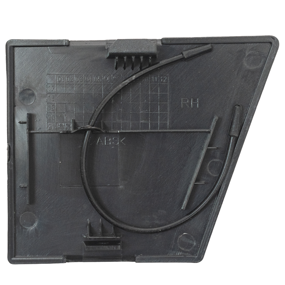 Grilla para Iveco Paragolpe / Parante / Capot Tector / Cursor Desde 2012 Tapa Paragolpe Central derecha