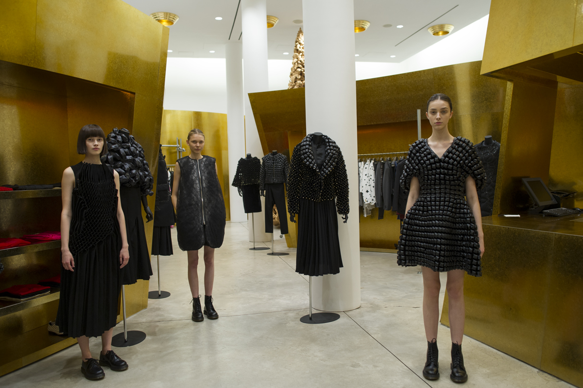 noir kei ninomiya comme des garcons