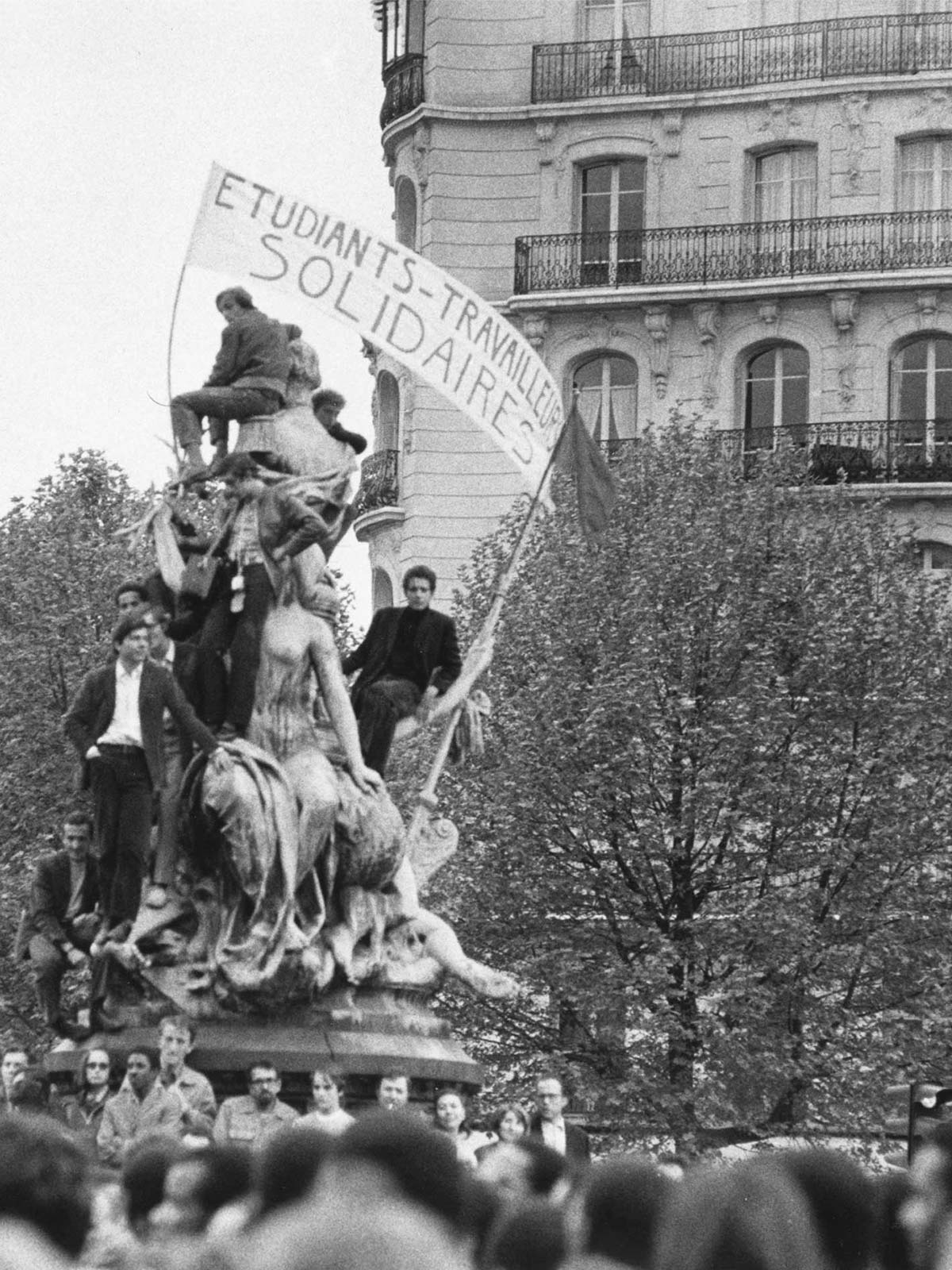 50 Years Later A New Look At The 1968 Paris Protests From A Lost Archive