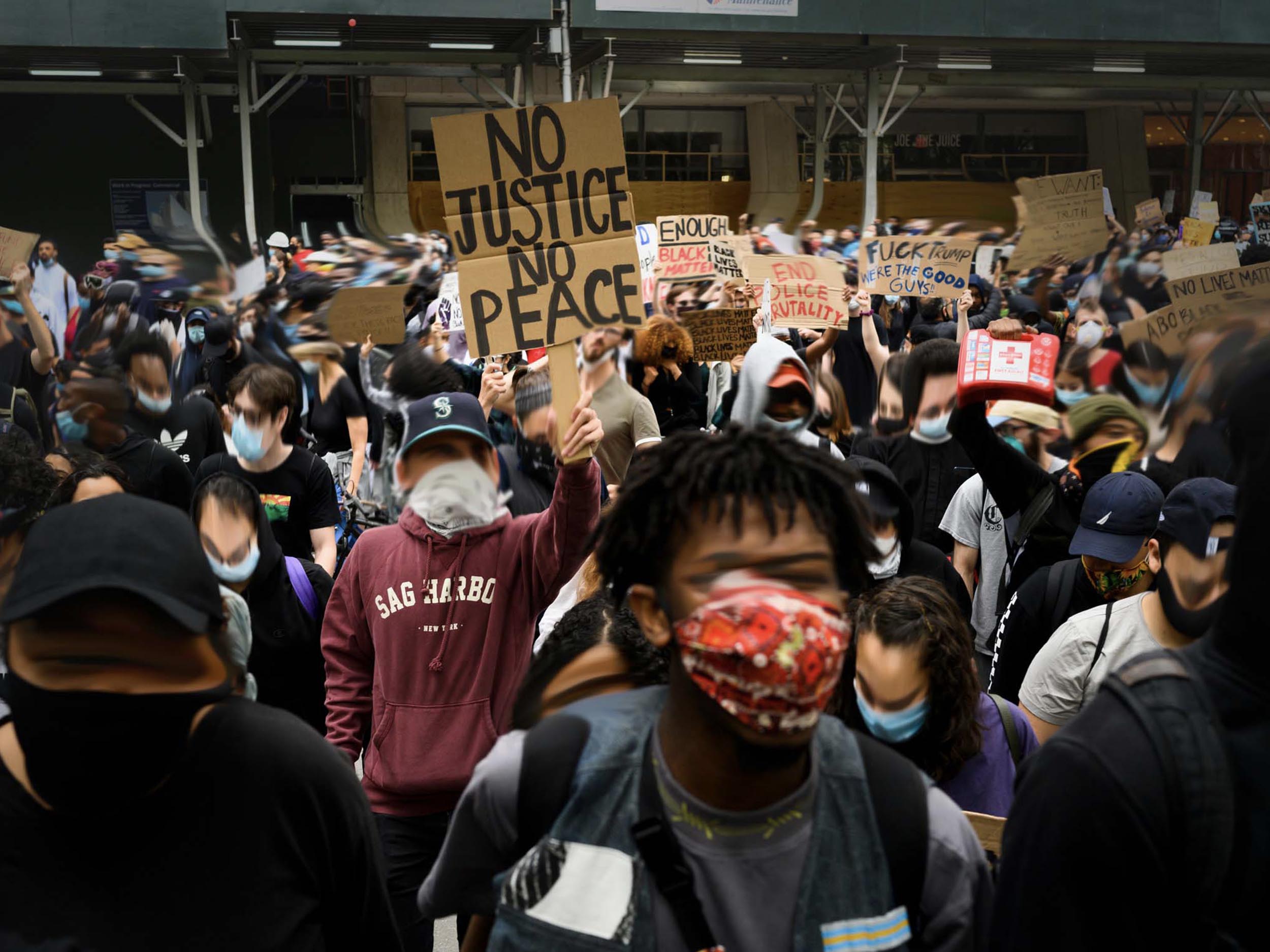 The blurred faces—and ethics—of protest photography