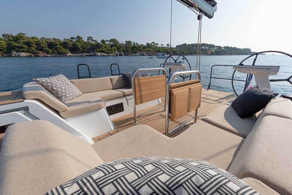 beneteau, first yacht 53, sailboat, seating
