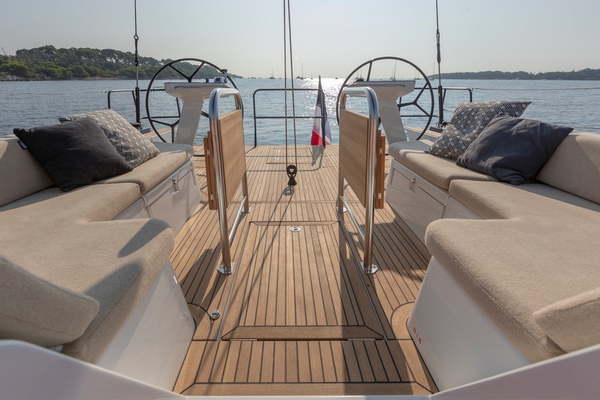 beneteau, first yacht 53, sailboat, seating