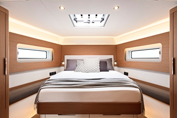 beneteau, first yacht 53, sailboat, bed