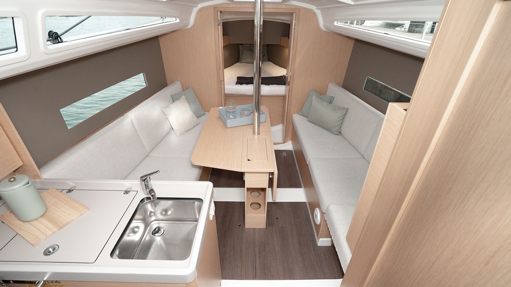 beneteau, oceanis 30.1, sailboat, interior cabin