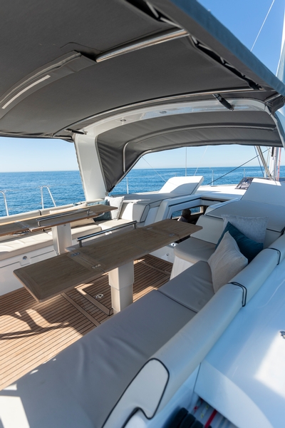 beneteau, oceanis yacht 54, sailboat, seating