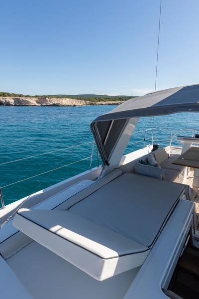 beneteau, oceanis yacht 54, sailboat, seating