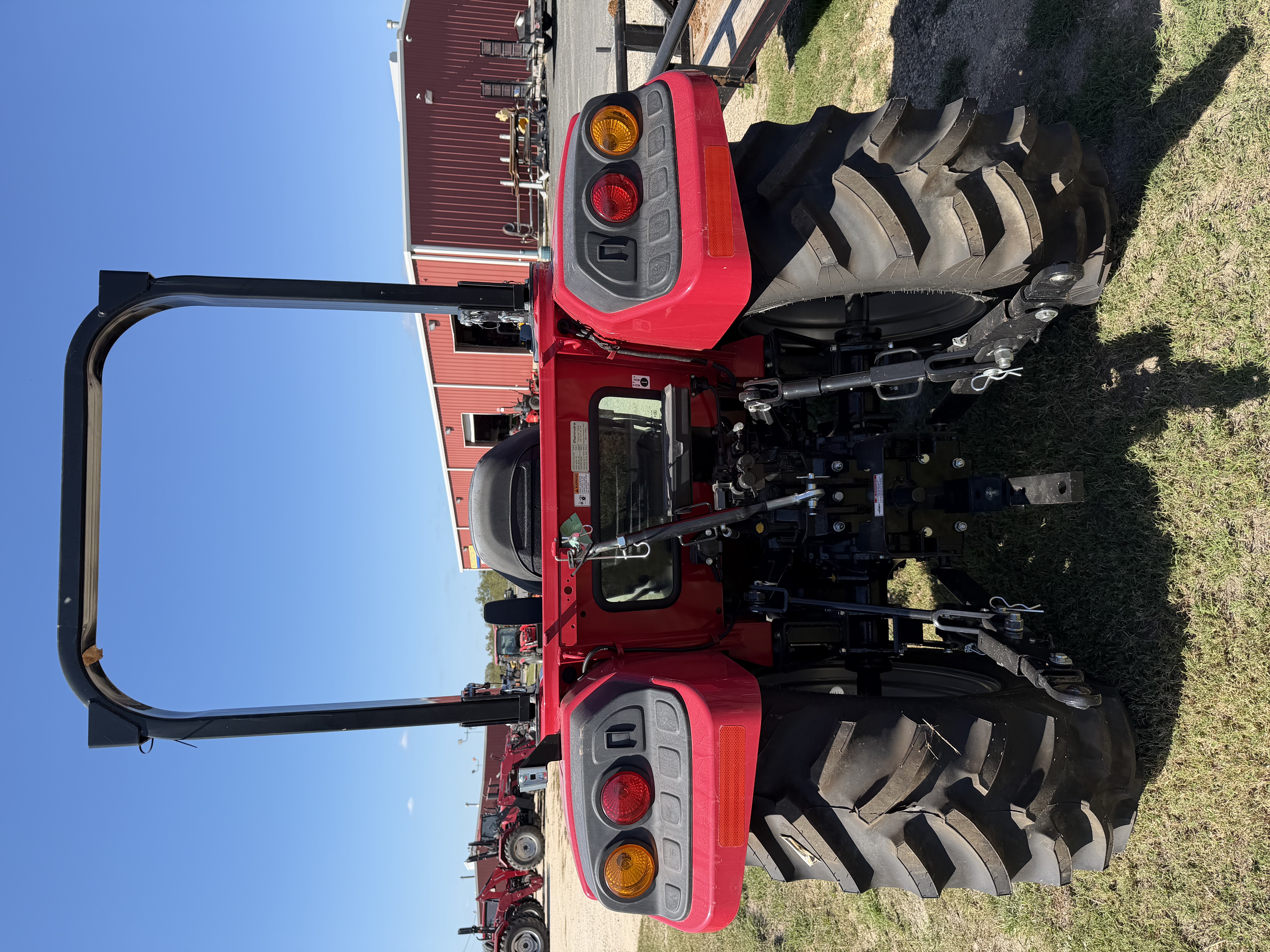 MAHINDRA TRACTORS 26604PST:2665