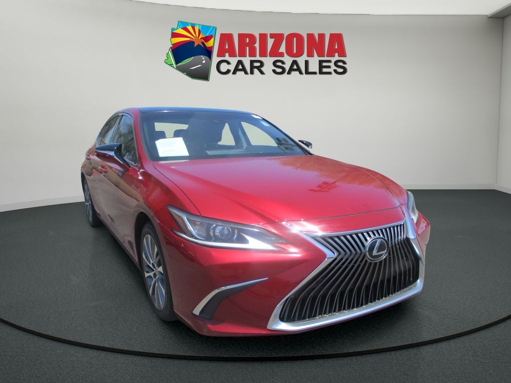 2019 Lexus ES