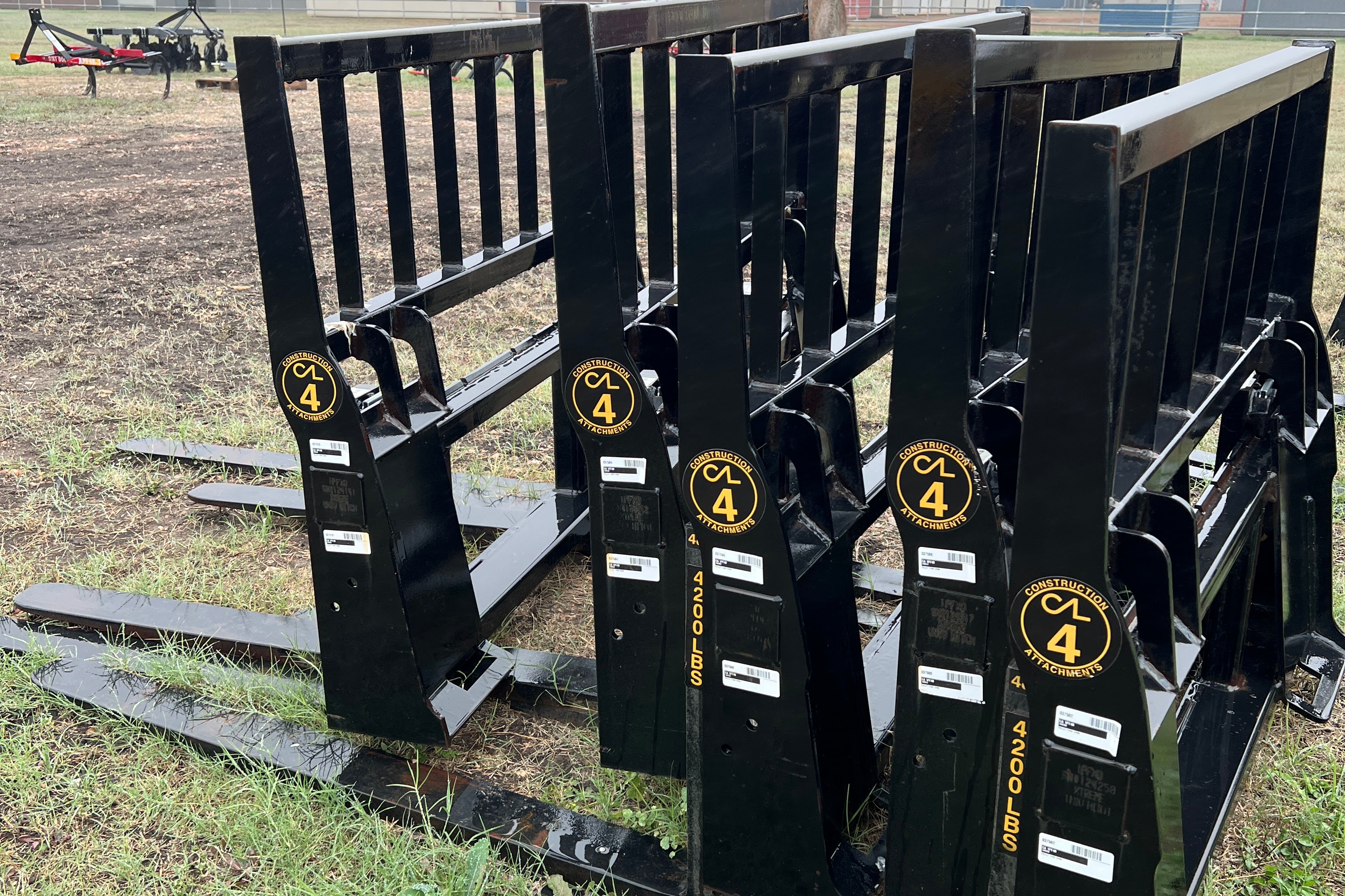 Photo of 2020 CONSTRUCTION ATTACHMENTS 1PF48 PALLET FORK in Adkins, TX