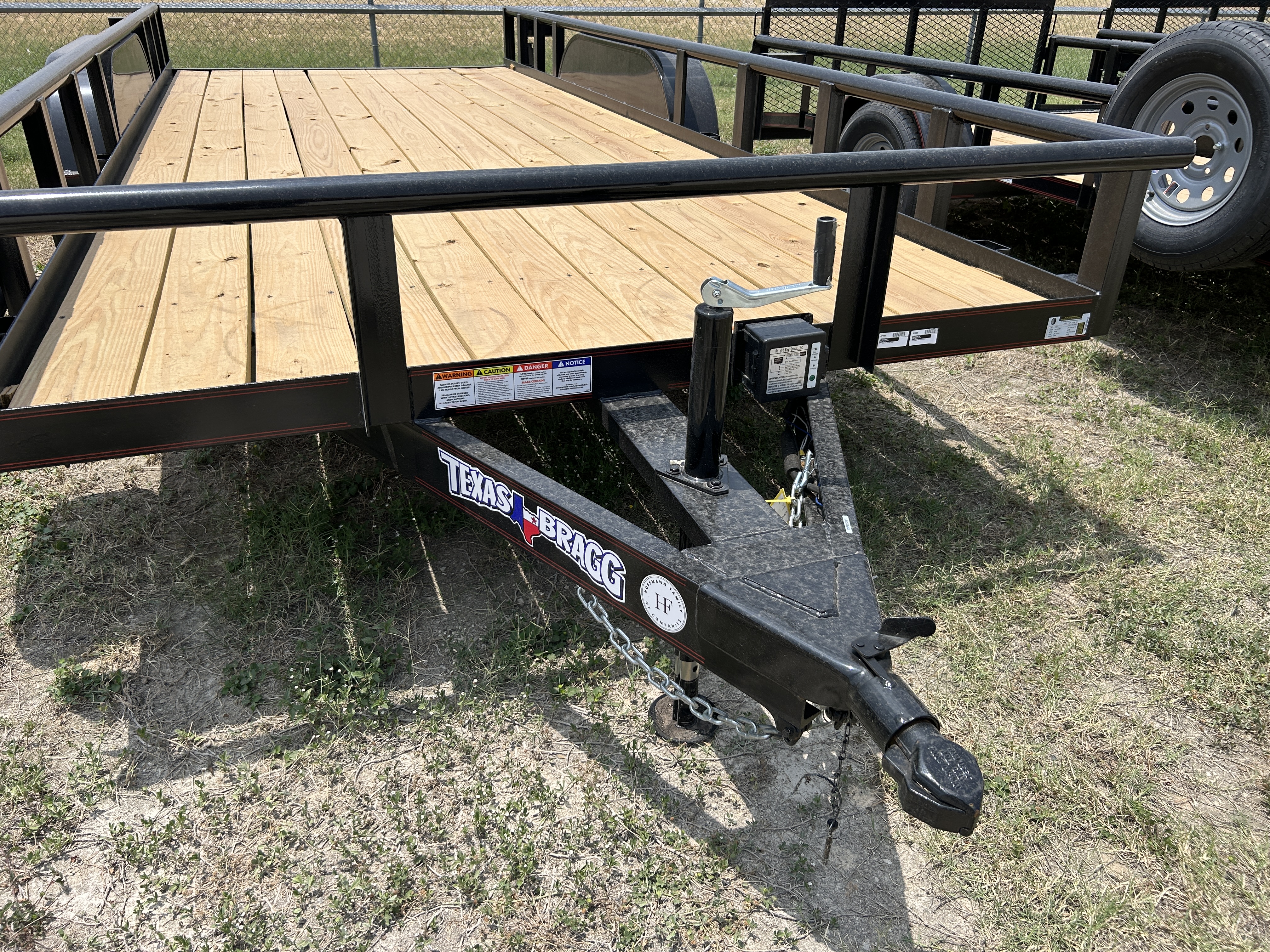 TEXAS BRAGG EA18P70 18' P 3500AX WB 2BD SIR SPARE:038074