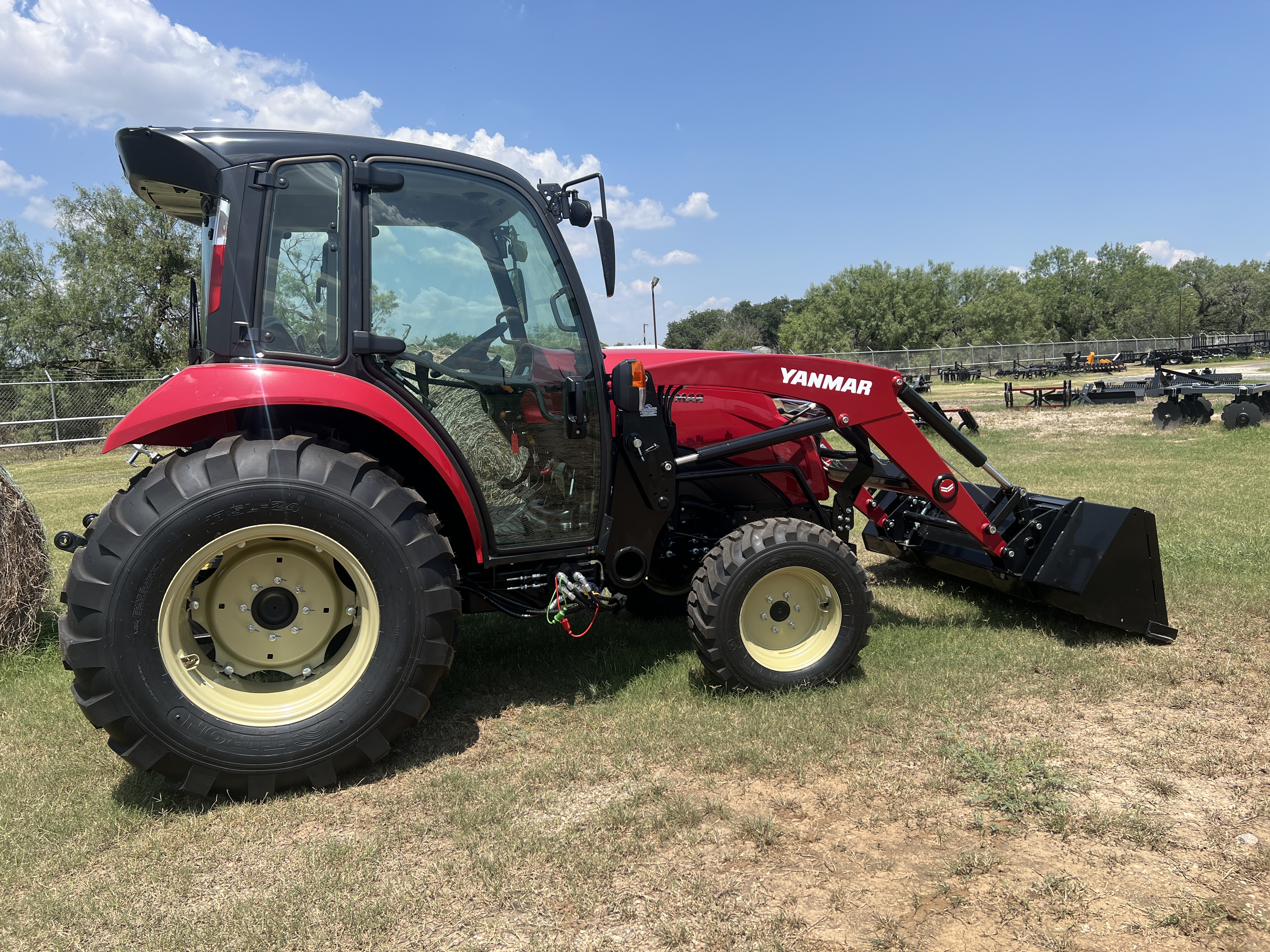 Photo of 2024 YANMAR TRACTOR YT359VXHIC-L YT359C IHMT CAB IND TIRES LDR in Adkins, TX - 3,  YANMAR TRACTOR YT359VXHIC-L YT359C IHMT CAB IND TIRES LDR:040804