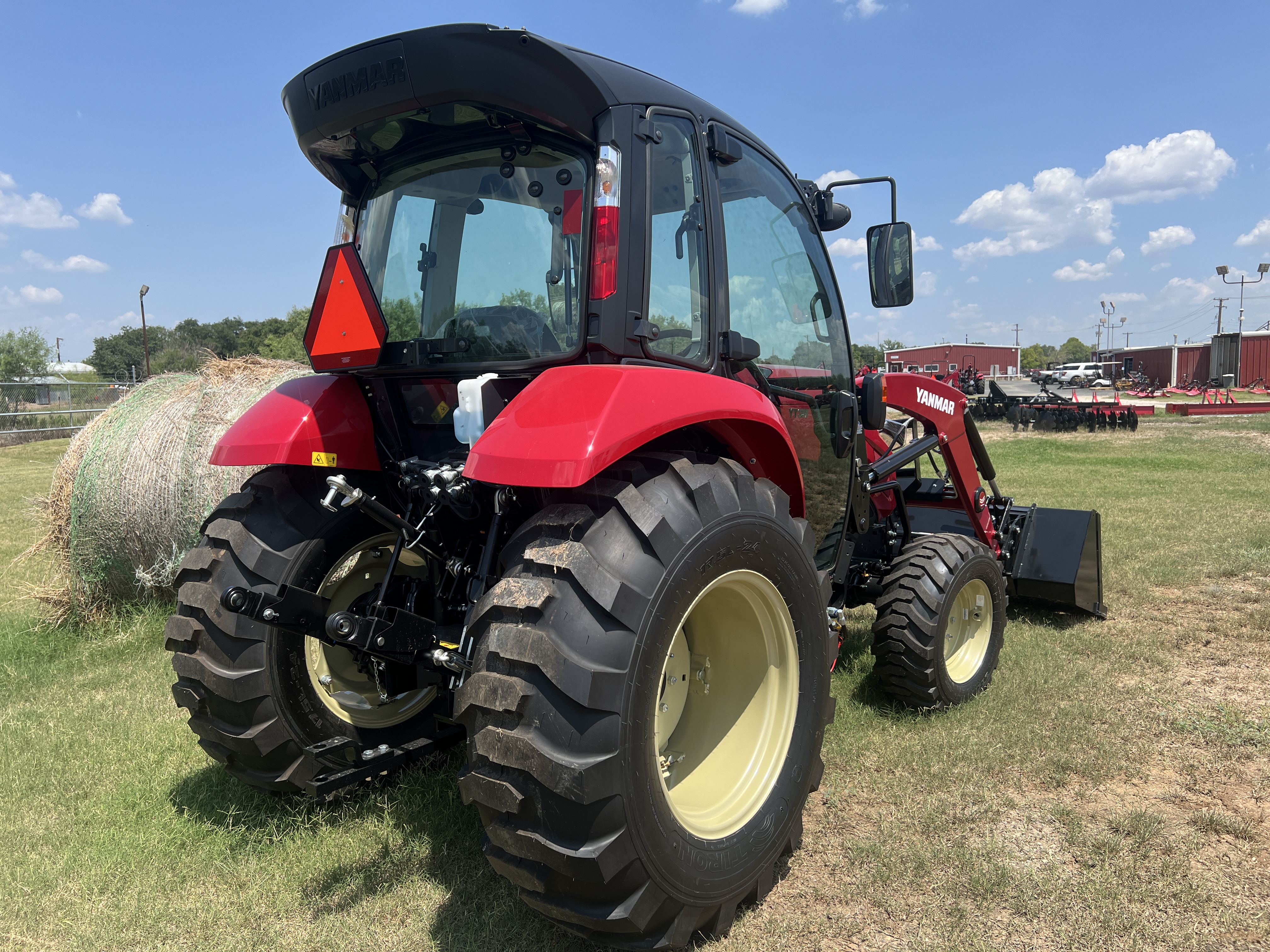 Photo of 2024 YANMAR TRACTOR YT359VXHIC-L YT359C IHMT CAB IND TIRES LDR in Adkins, TX - 4,  YANMAR TRACTOR YT359VXHIC-L YT359C IHMT CAB IND TIRES LDR:040804