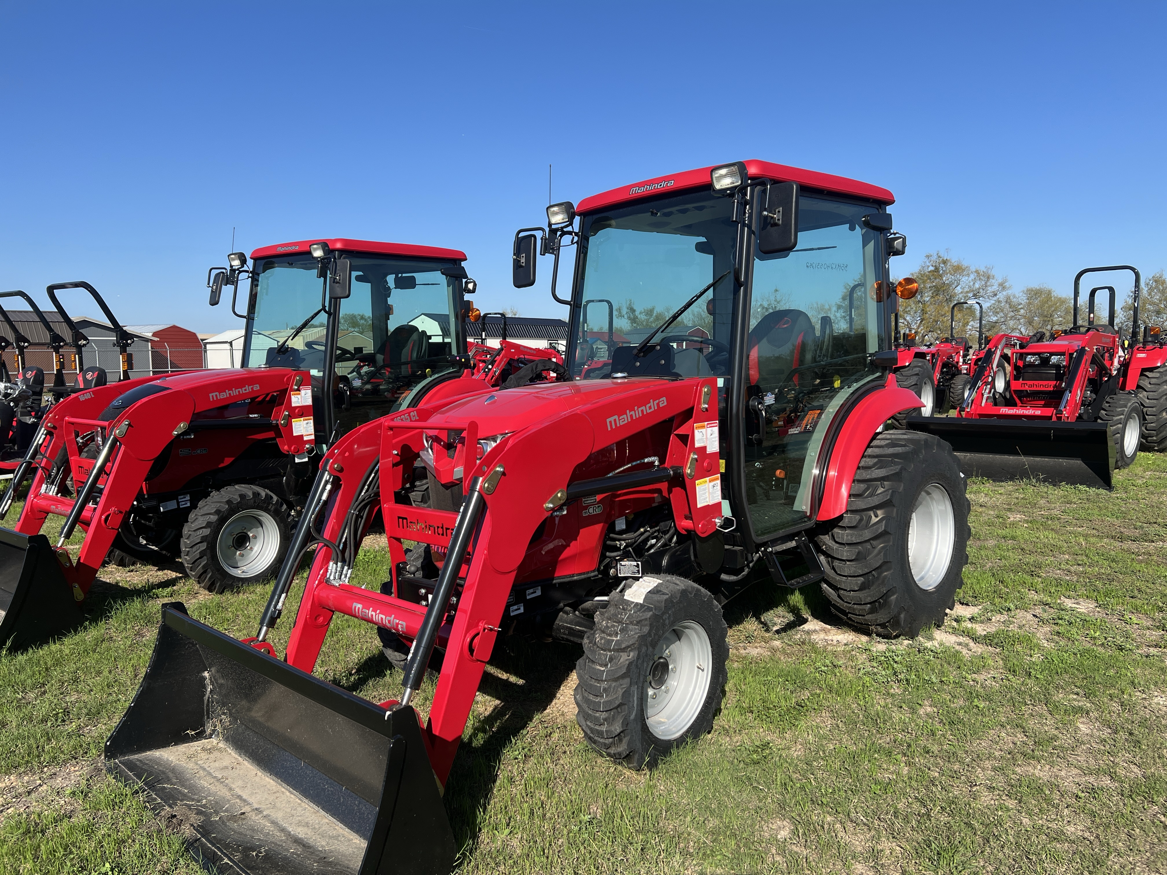 Photo of 2024 MAHINDRA TRACTORS 16354CHIL 1635HST CAB in Adkins, TX - 2,  MAHINDRA TRACTORS 16354CHIL 1635HST CAB:040813