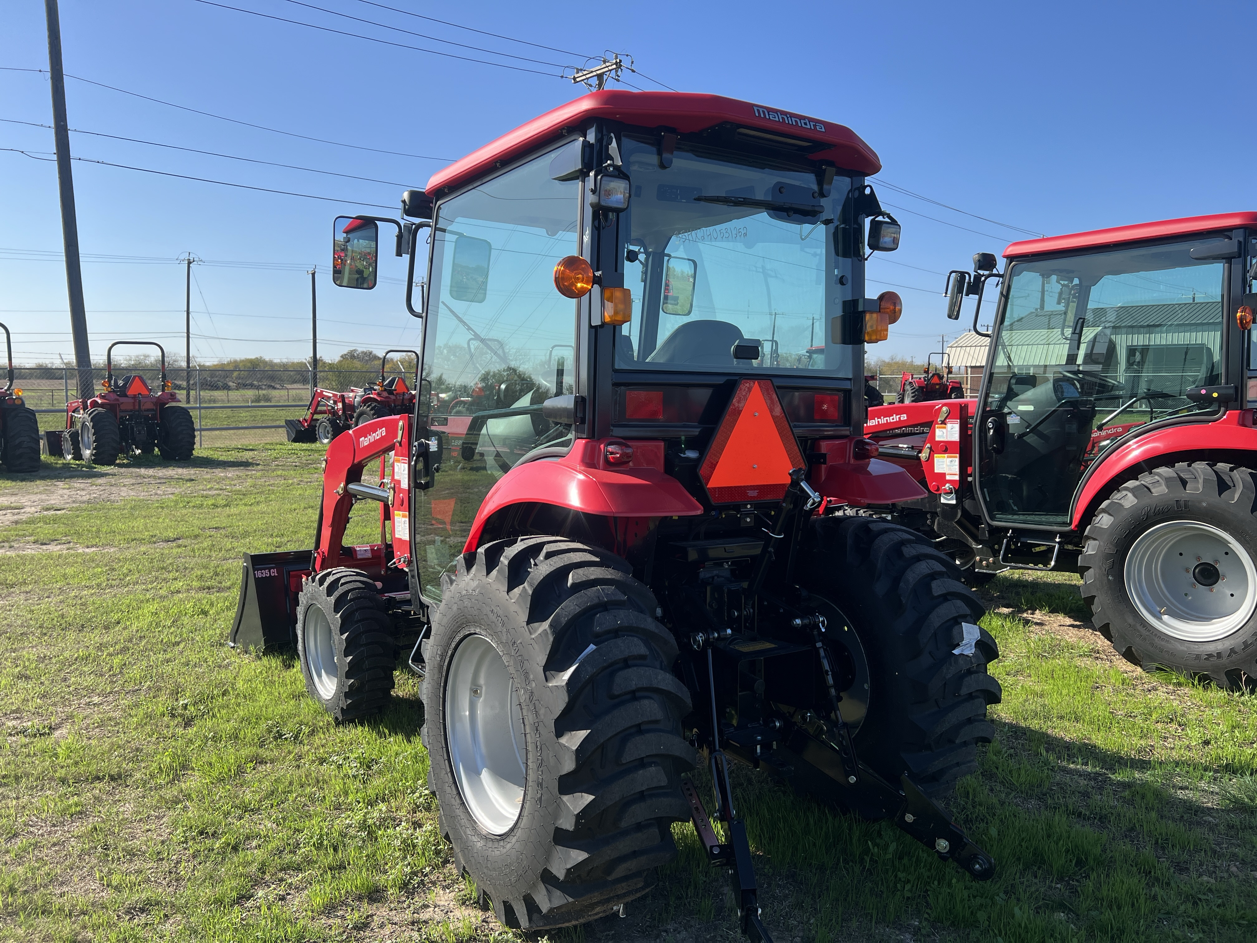 Photo of 2024 MAHINDRA TRACTORS 16354CHIL 1635HST CAB in Adkins, TX - 9,  MAHINDRA TRACTORS 16354CHIL 1635HST CAB:040813