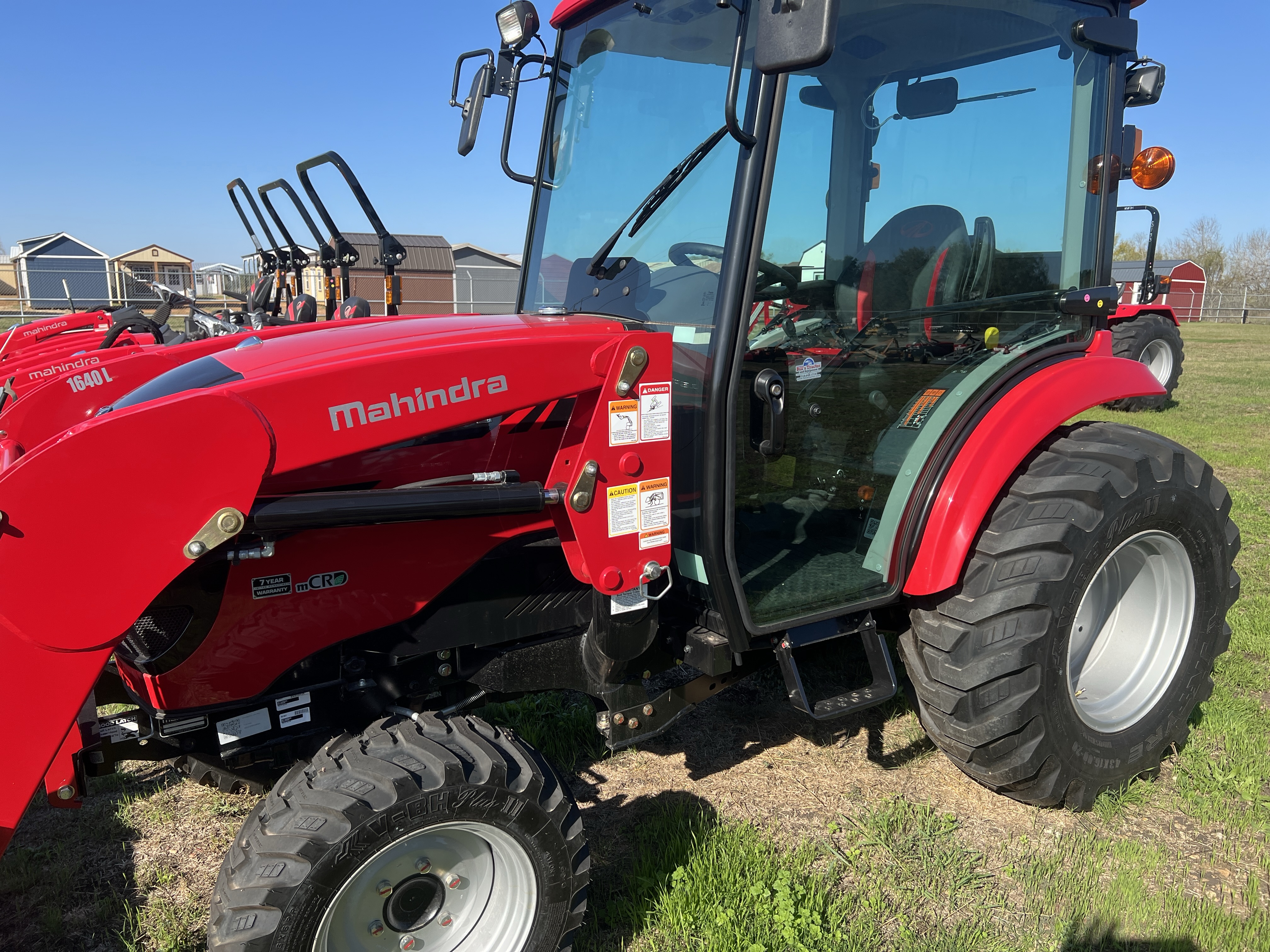 Photo of 2024 MAHINDRA TRACTORS 16404CHIL 1640 HST CAB 4WD in Adkins, TX - 6,  MAHINDRA TRACTORS 16404CHIL 1640 HST CAB 4WD:041027