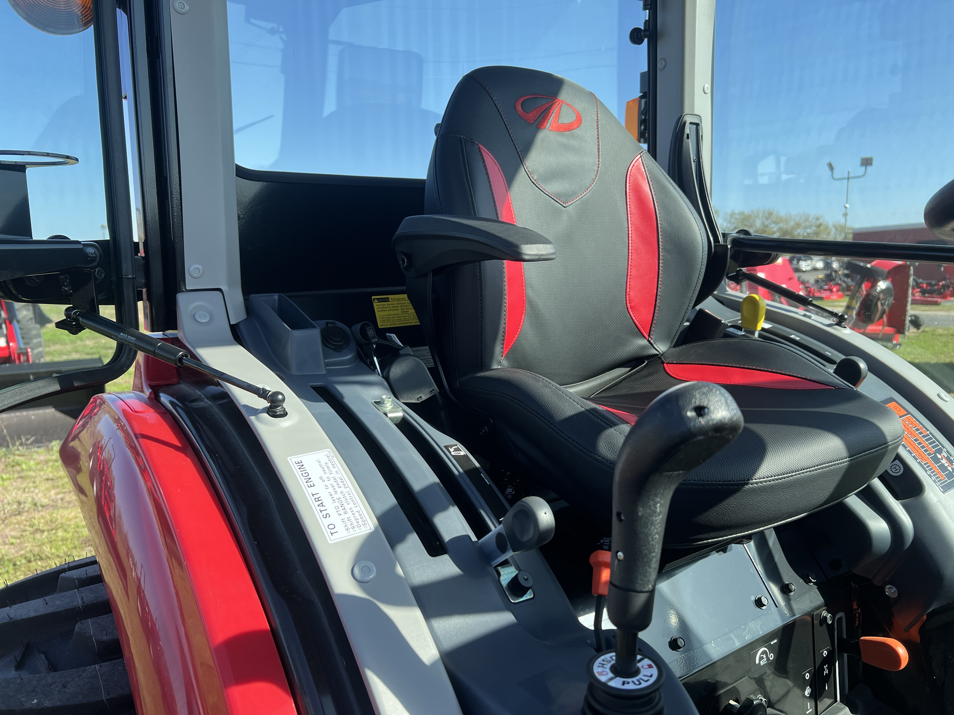 Photo of 2024 MAHINDRA TRACTORS 16354FHIL 1635 HST 4WD in Adkins, TX - 17,  MAHINDRA TRACTORS 16354FHIL 1635 HST 4WD:041118