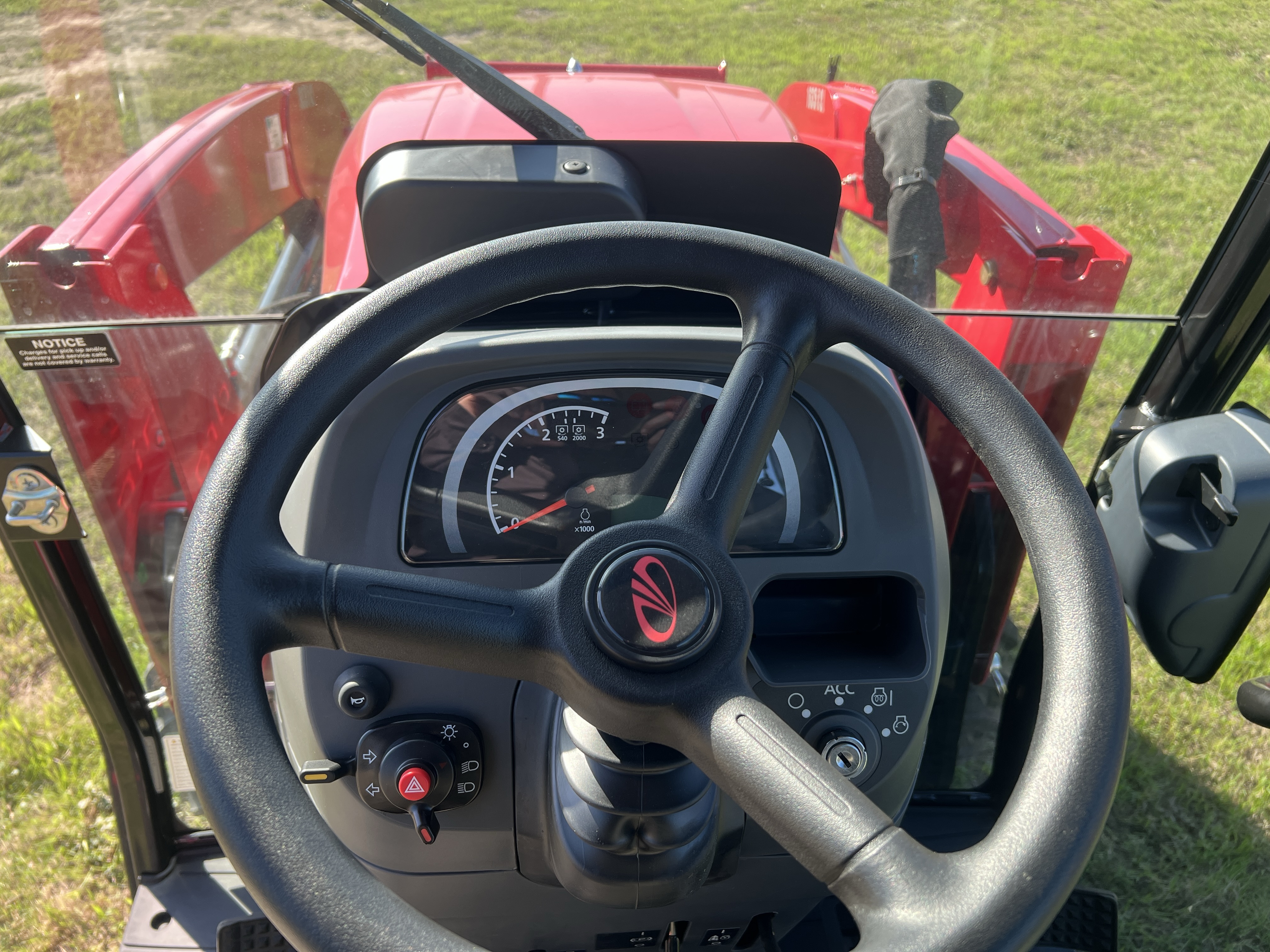 Photo of 2024 MAHINDRA TRACTORS 16354FHIL 1635 HST 4WD in Adkins, TX - 19,  MAHINDRA TRACTORS 16354FHIL 1635 HST 4WD:041118
