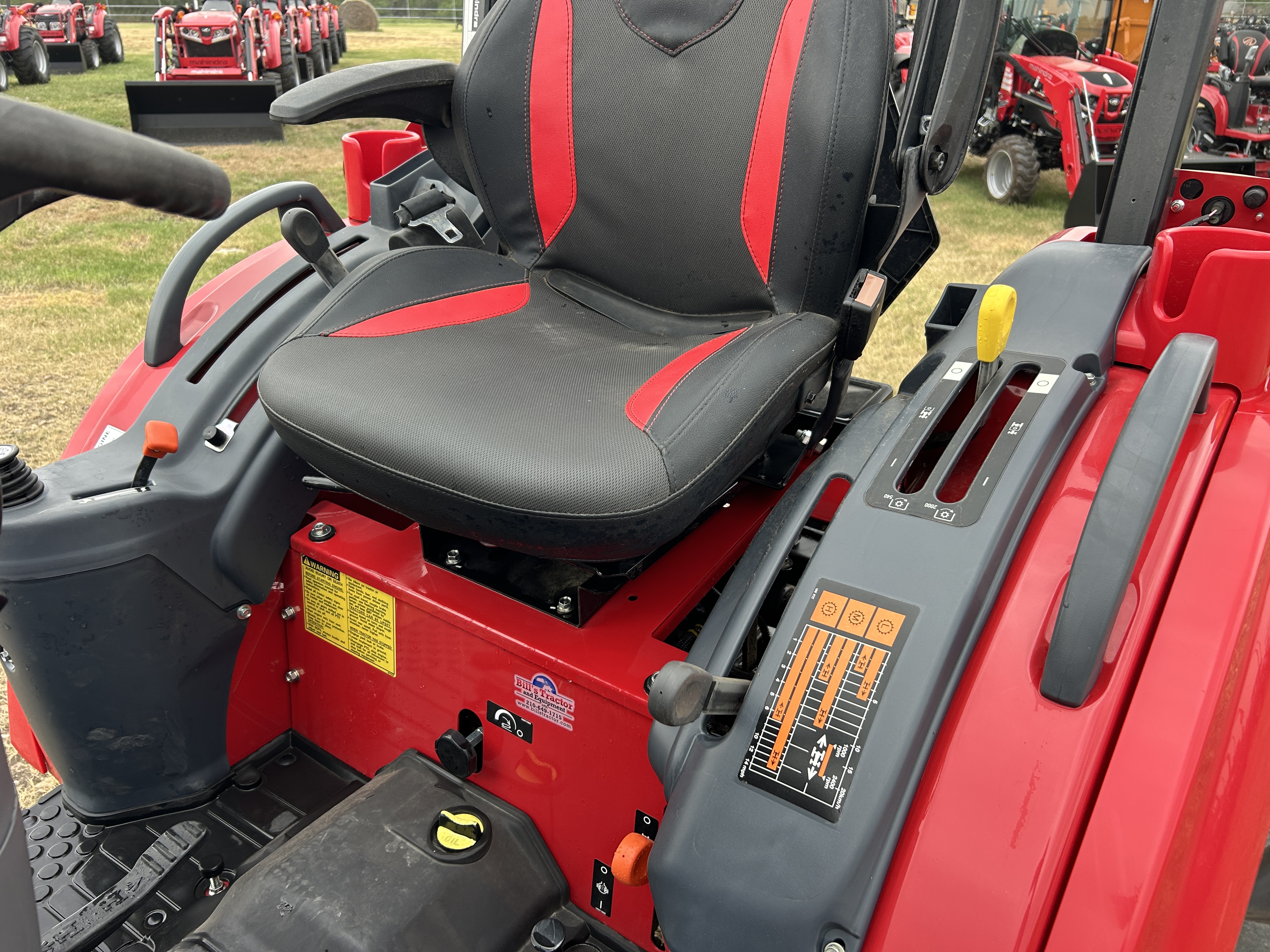 MAHINDRA TRACTORS 16354FSIL 1635 SST 4WD:041167