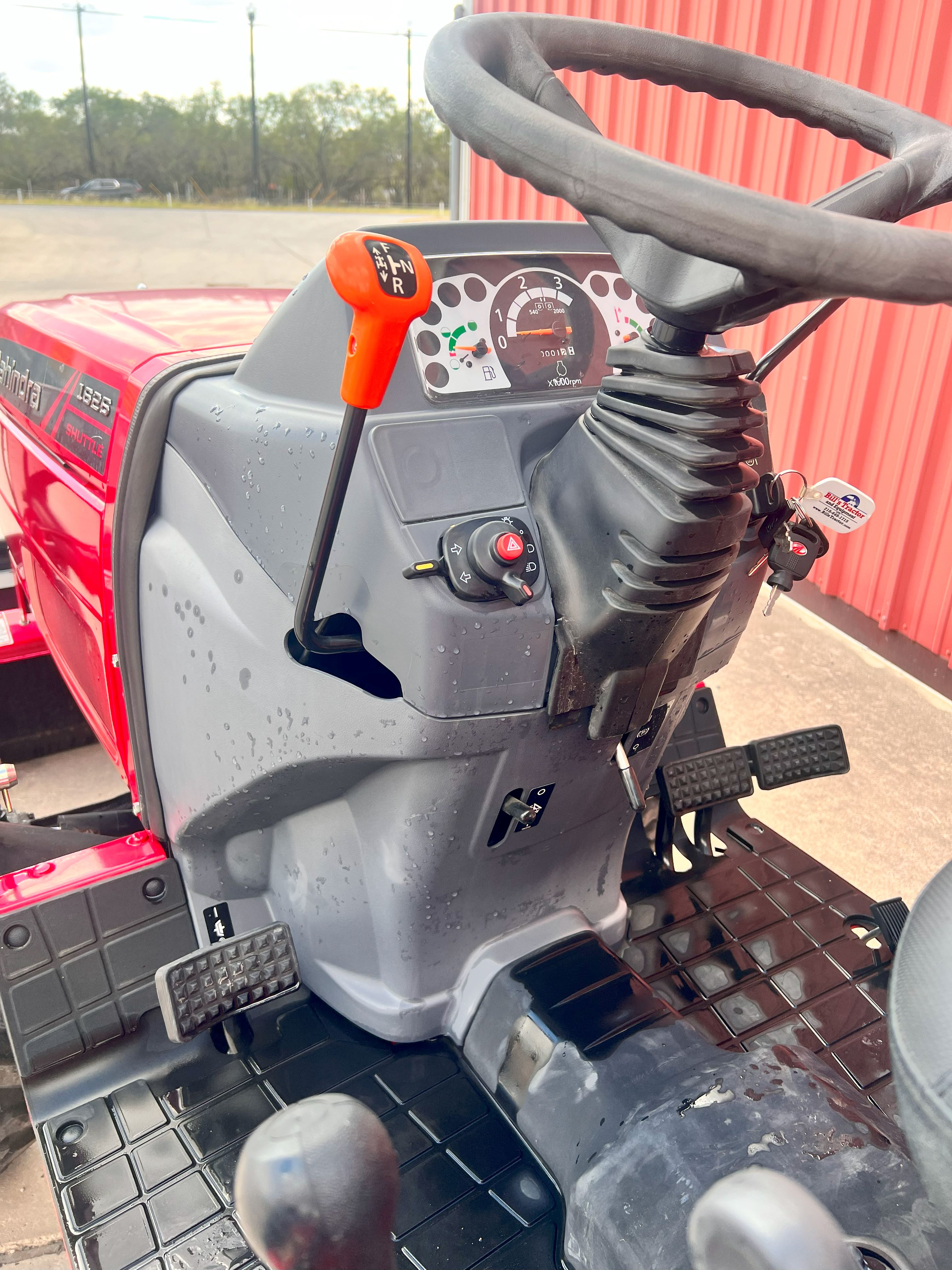 Photo of 2024 MAHINDRA TRACTORS 16264FSIL 1626 SST 4WD in Adkins, TX - 6,  MAHINDRA TRACTORS 16264FSIL 1626 SST 4WD:041249