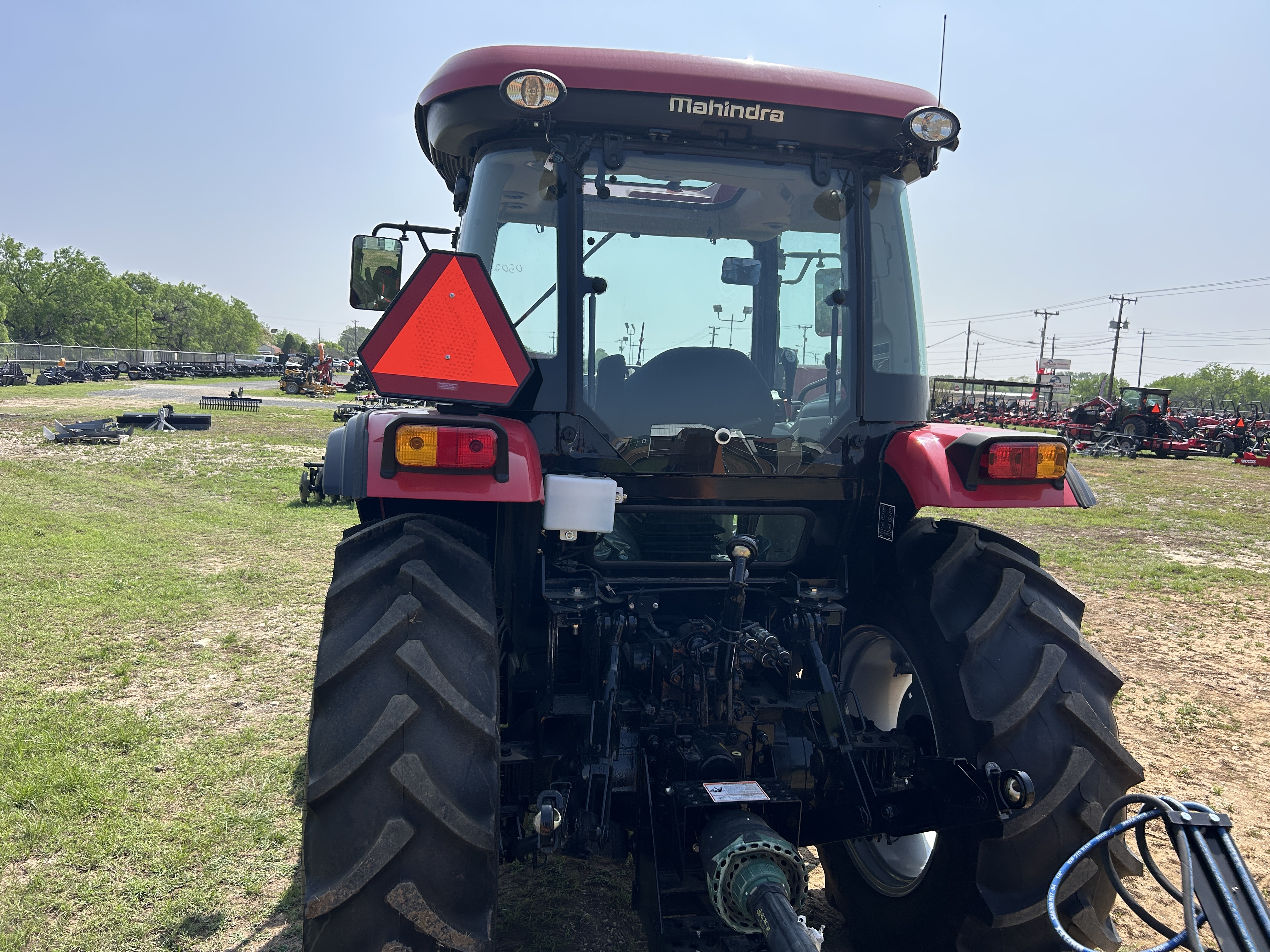MAHINDRA TRACTORS 60654CPAL 6065 4WD CAB:041506