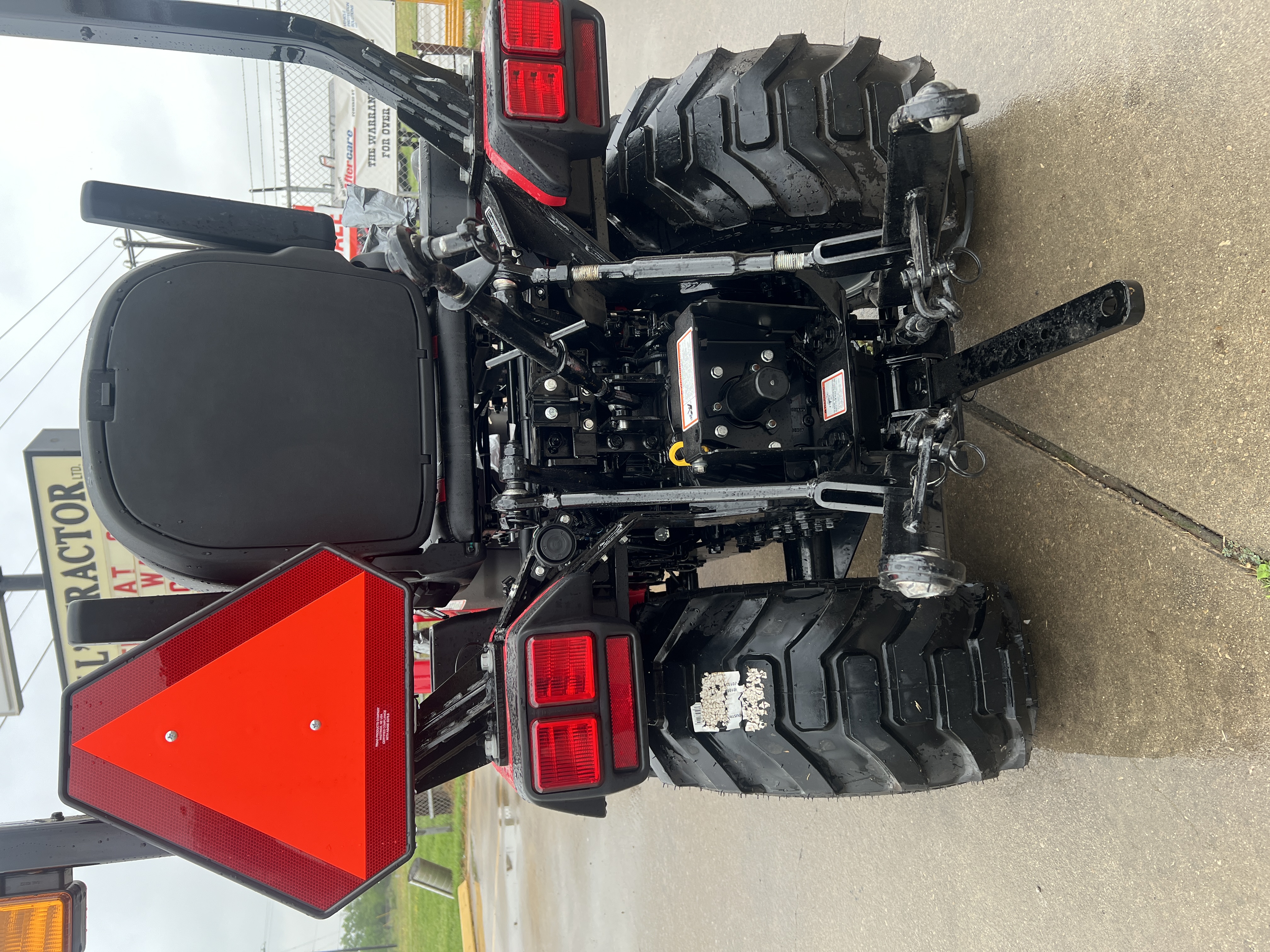 MAHINDRA TRACTORS 11264FHIL 1126 HST 4WD:041550