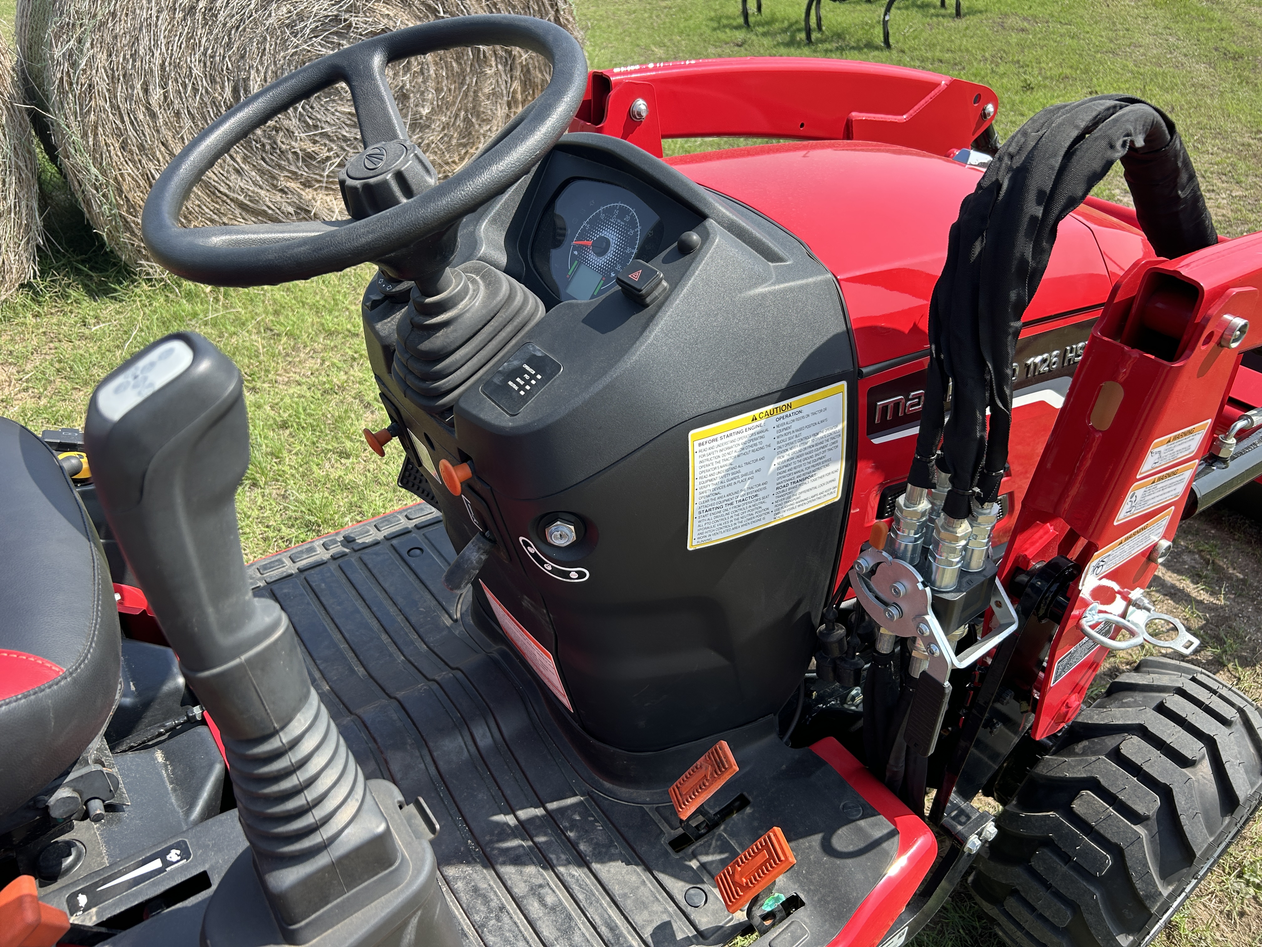 MAHINDRA TRACTORS 11264FHILB 11264FHILB:041612