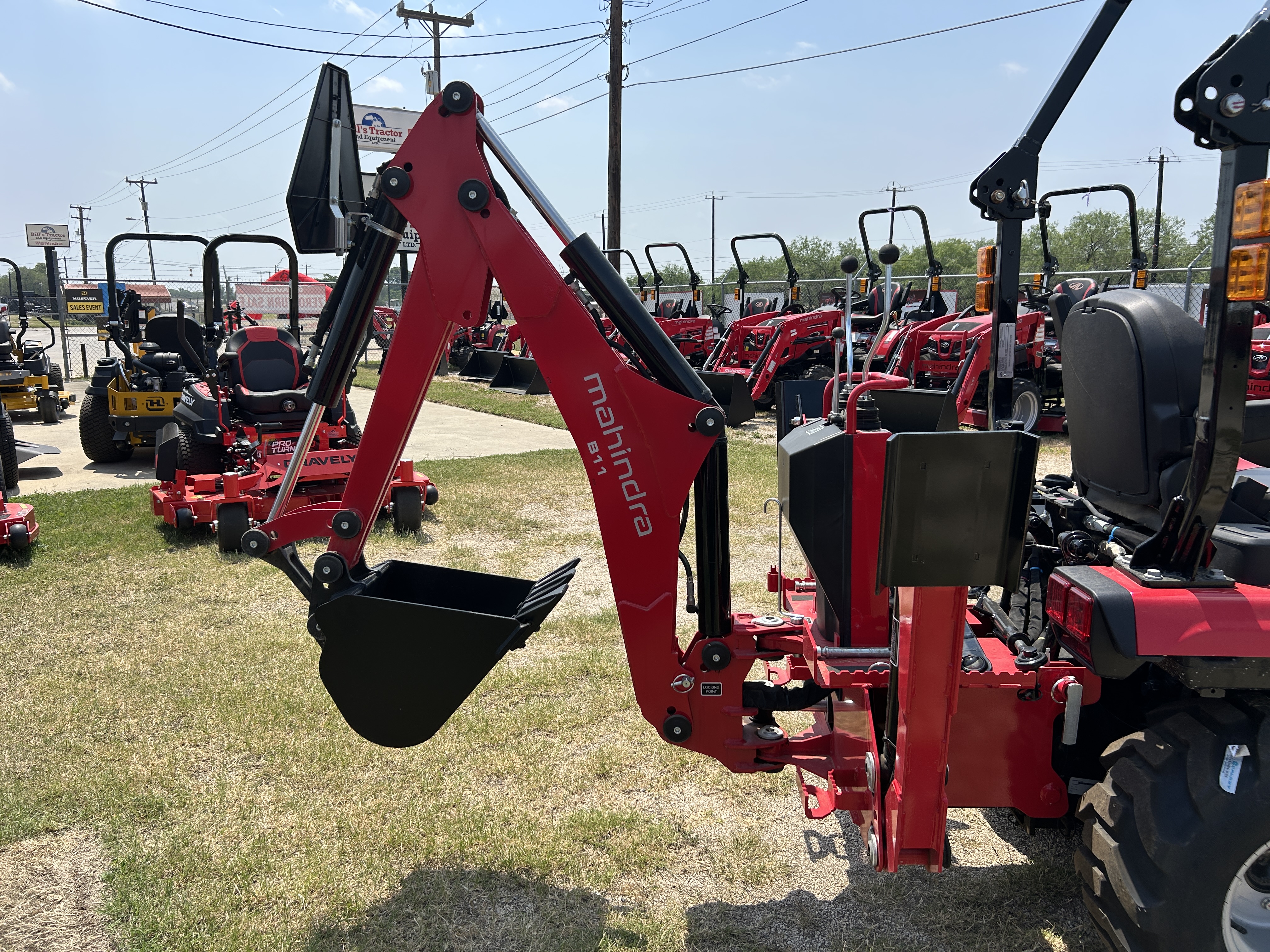 MAHINDRA TRACTORS 11204FHILB 11204FHILB:041932