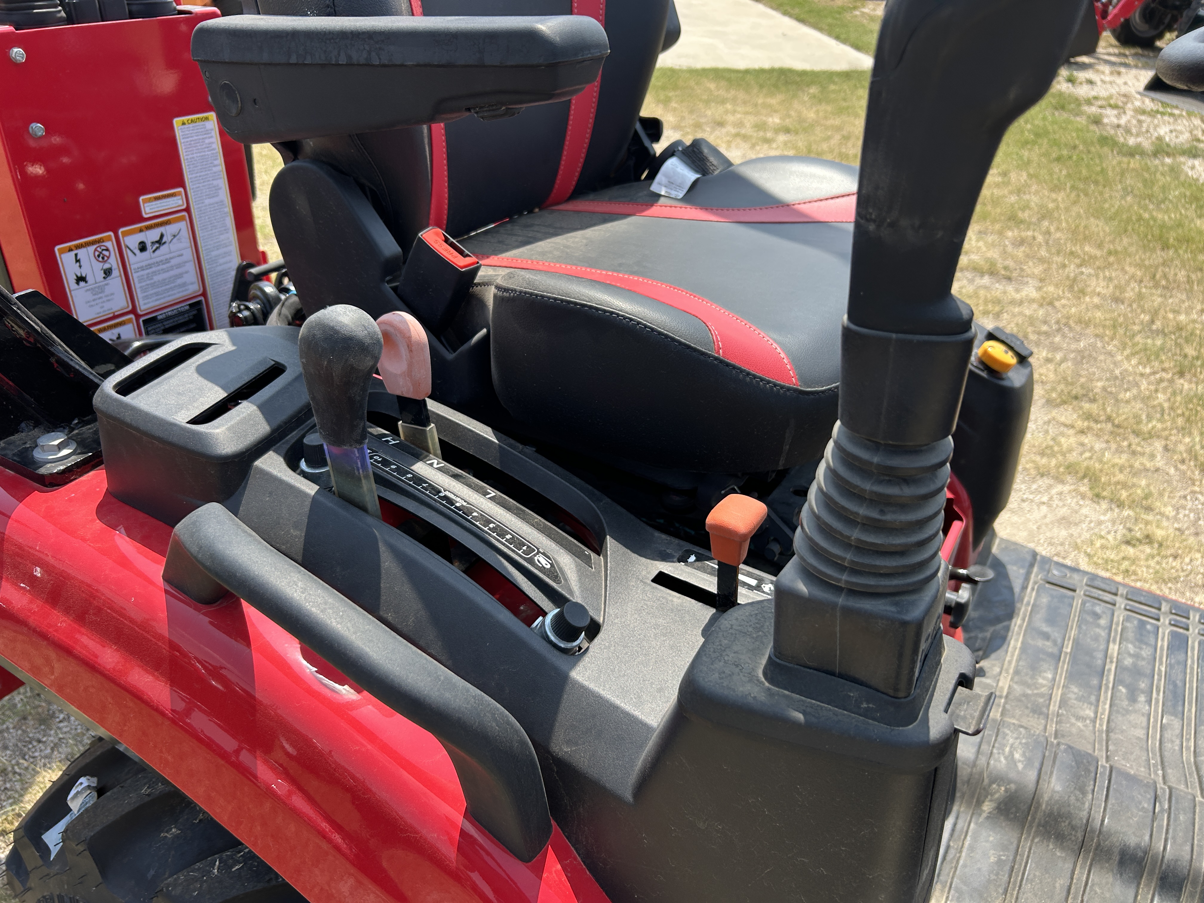 MAHINDRA TRACTORS 11204FHILB 11204FHILB:041932