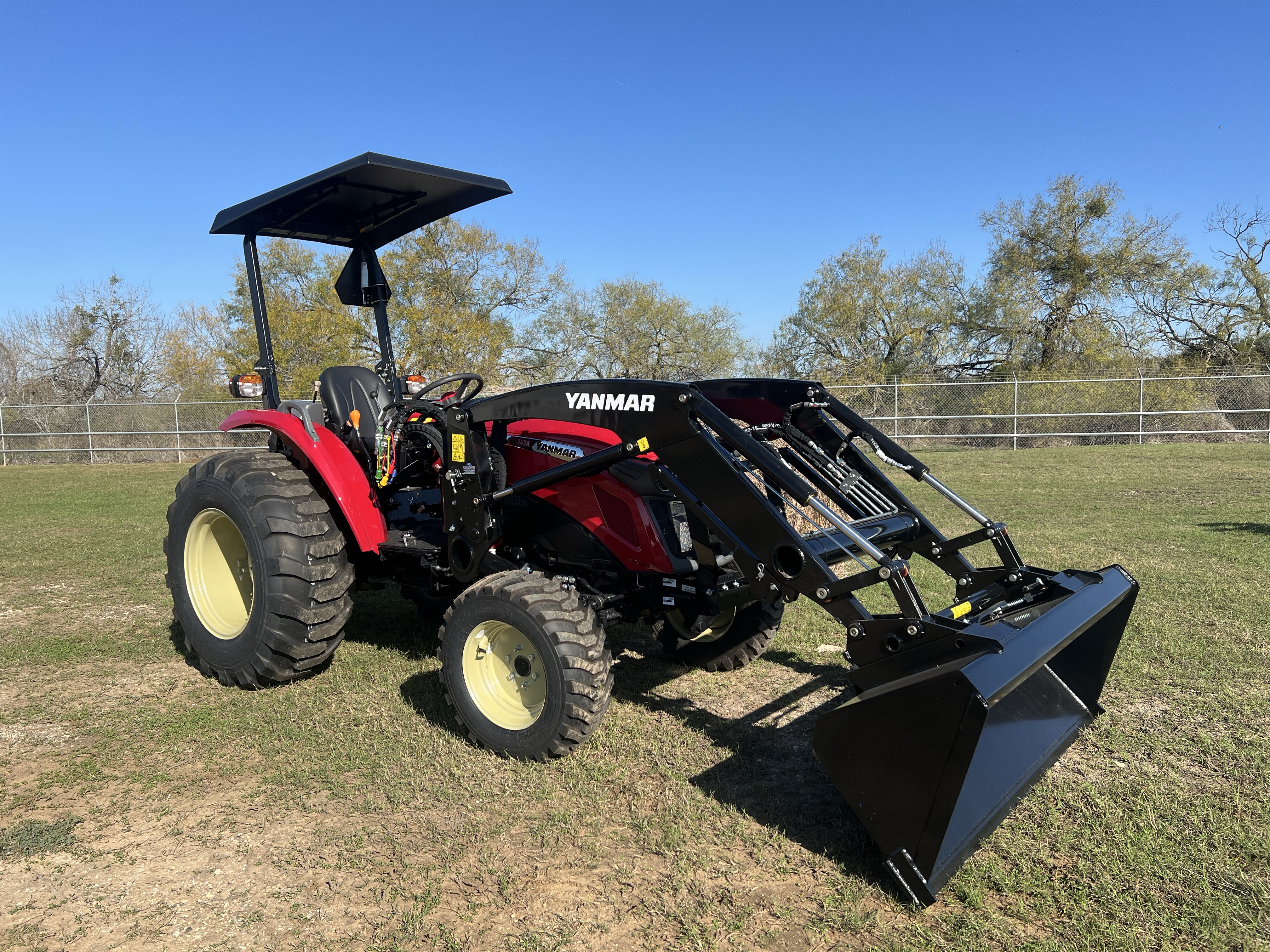 YANMAR TRACTOR YM347VI-L YM347 with LDR IND Tires – 041983