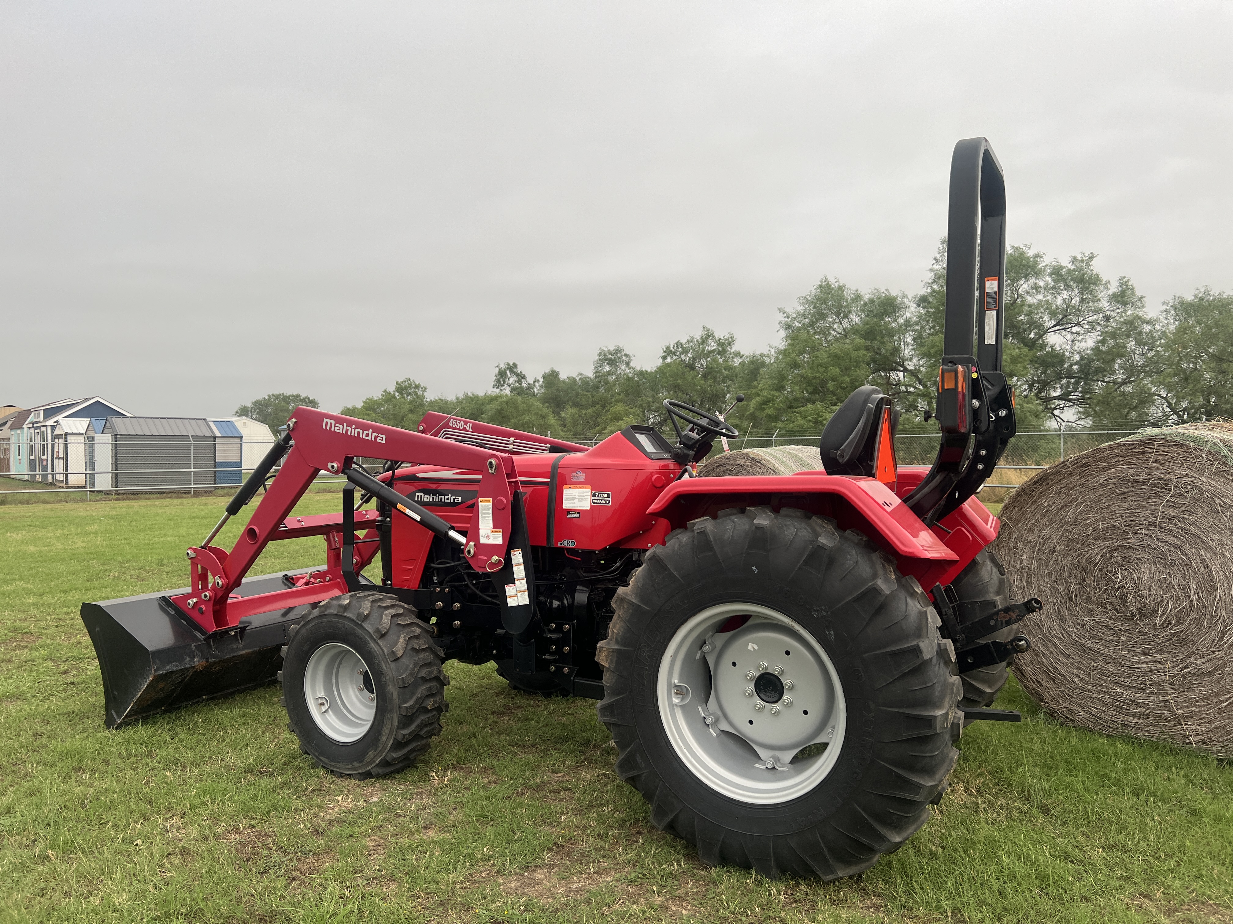 MAHINDRA TRACTORS 45404FGIL:042376